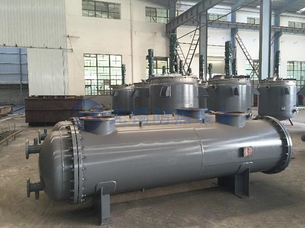 Tubular condenser